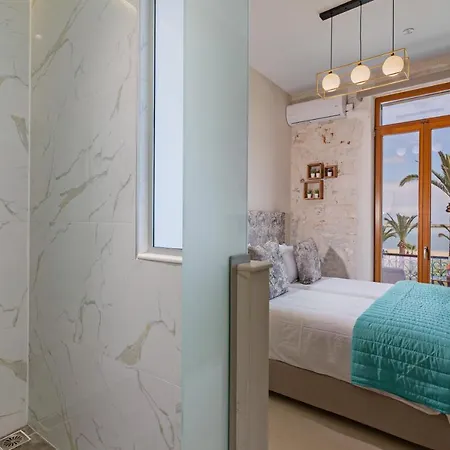 Hotel Mitos-suites