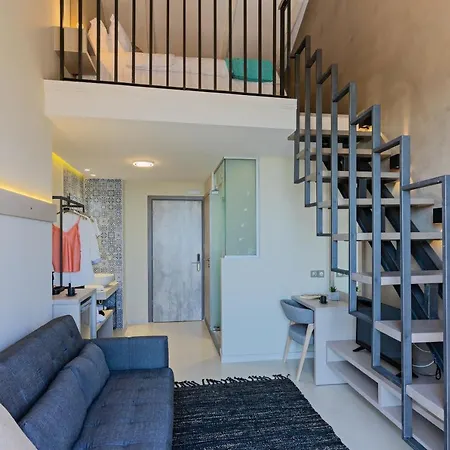 Mitos-suites Hotel
